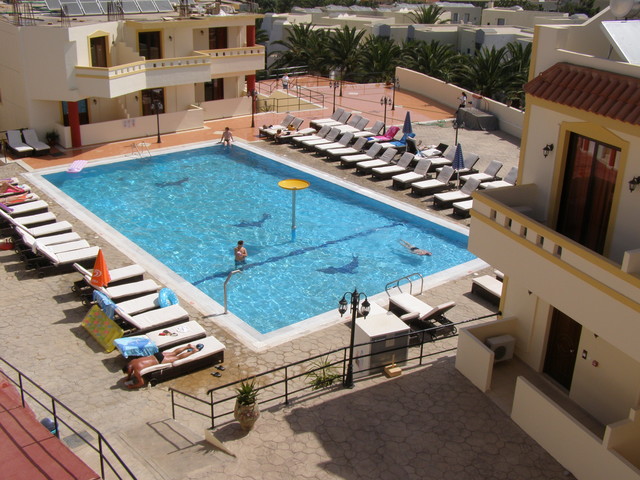 St Constantin Village
